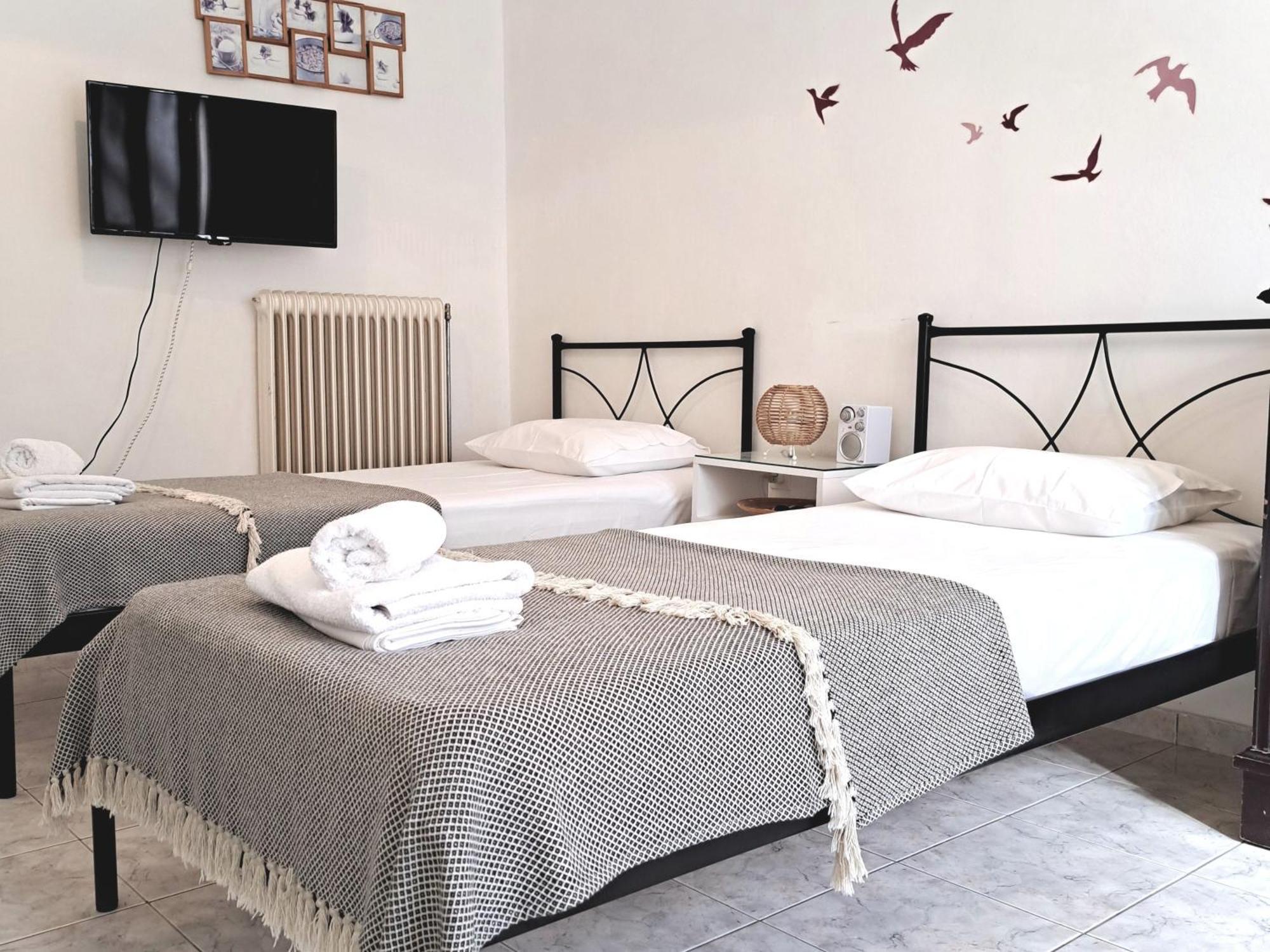 Ariadne Studio Kyparissia Bagian luar foto